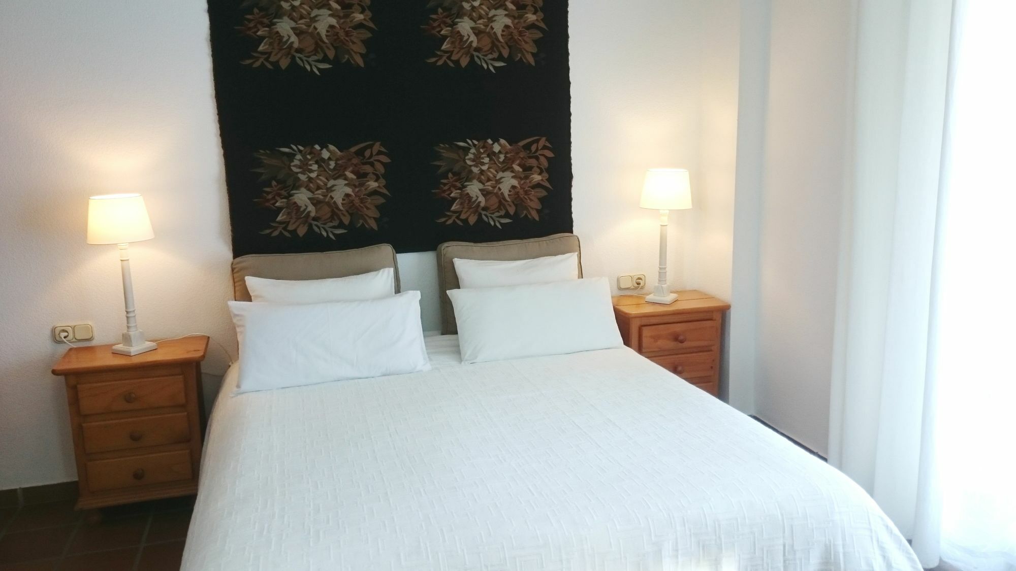 Apartamentos Turisticos La Mundial Малага Екстер'єр фото