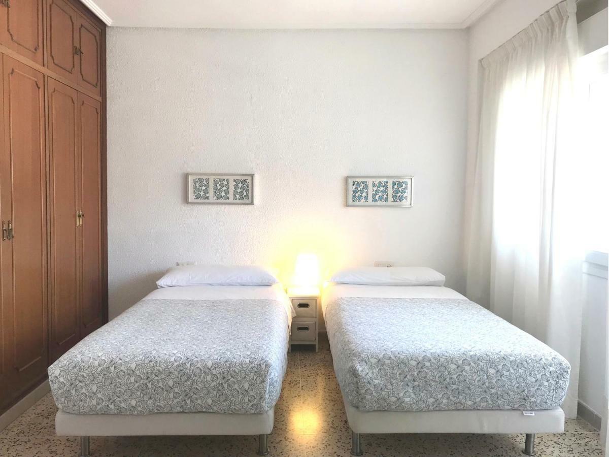 Apartamentos Turisticos La Mundial Малага Екстер'єр фото